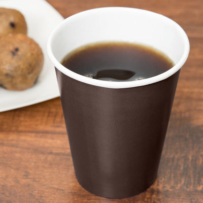 Il caffè espresso della tazza di caffè di Libro Bianco foggia a coppa le tazze di carta eliminabili riciclabili fredde del nero 26oz della bevanda di Drinki bevanda calda/fredda